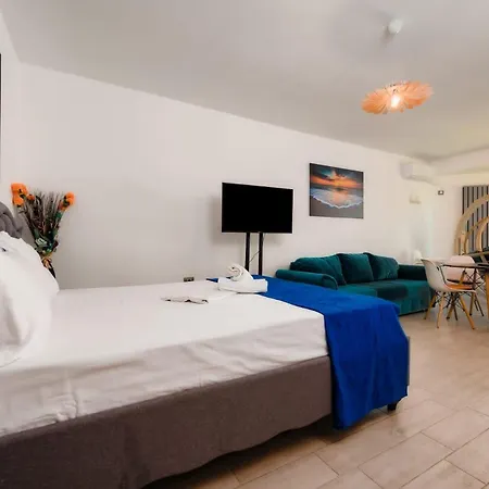 Premium Beach Prima Linie La Mare Swimming Pool & Private Parking Apartman *